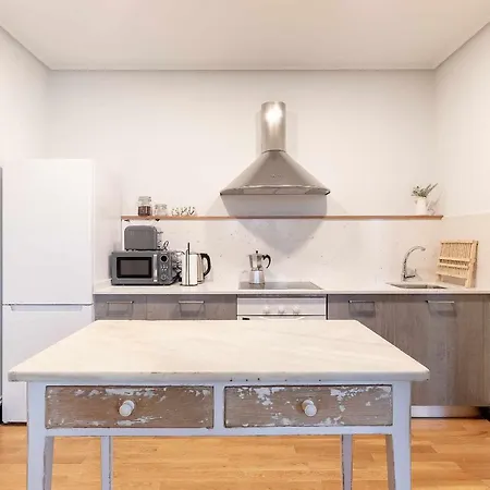 Apartamento Kuia Con Vistas Frontales A La Ria De Bilbao Cerca Del Metro Erandio Exterior photo